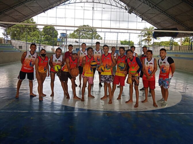 Escolinha de vôlei em Autazes desenvolve jovens e adolescentes através do esporte