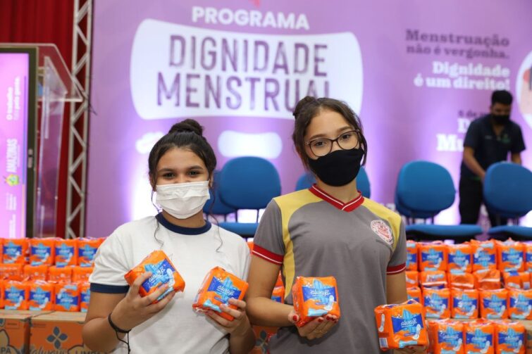 Início da primeira etapa do programa Dignidade Menstrual