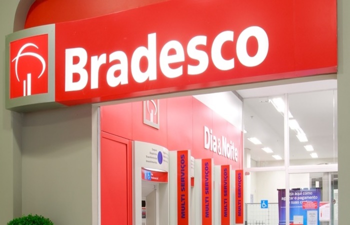 Bradesco é condenado a pagar R$14 mil após cobrança indevida de tarifa bancária