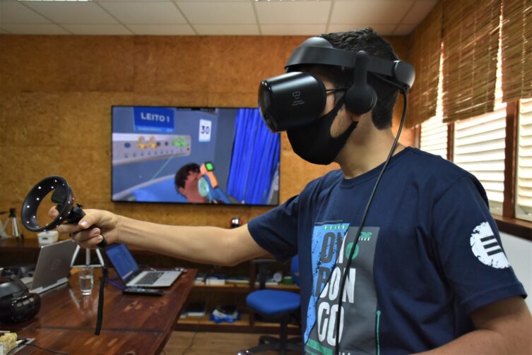 Projeto da UEA promove uso de realidade virtual no ensino de casos clínicos