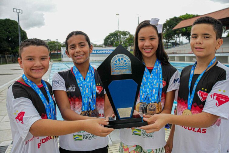 Atletas amazonenses conquistam 22 medalhas em Campeonato Norte Nordeste de Natação