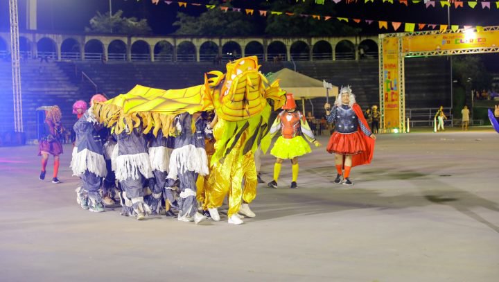 Festival Folclórico do Amazonas atrai um público de mais de 10 mil pessoas