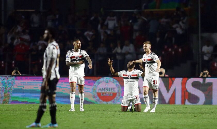 Nikão garante vitória do São Paulo sobre o Ceará na Sul-Americana