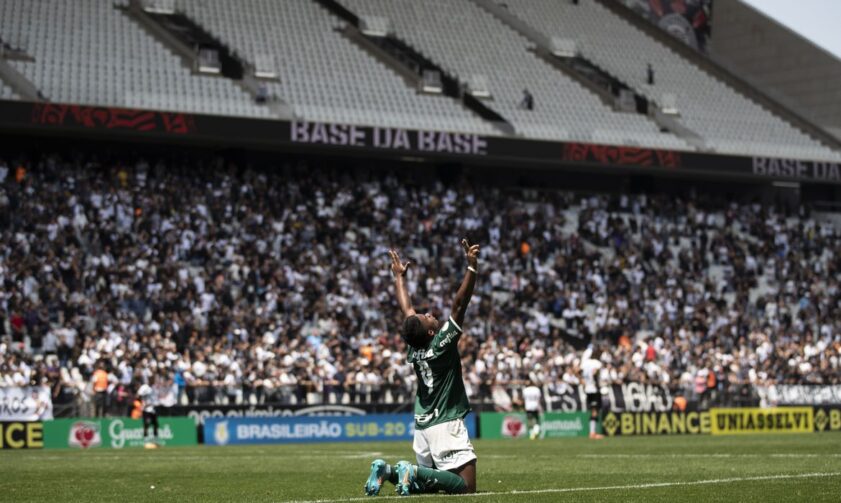 Palmeiras derrota Corinthians e conquista Brasileiro sub-20