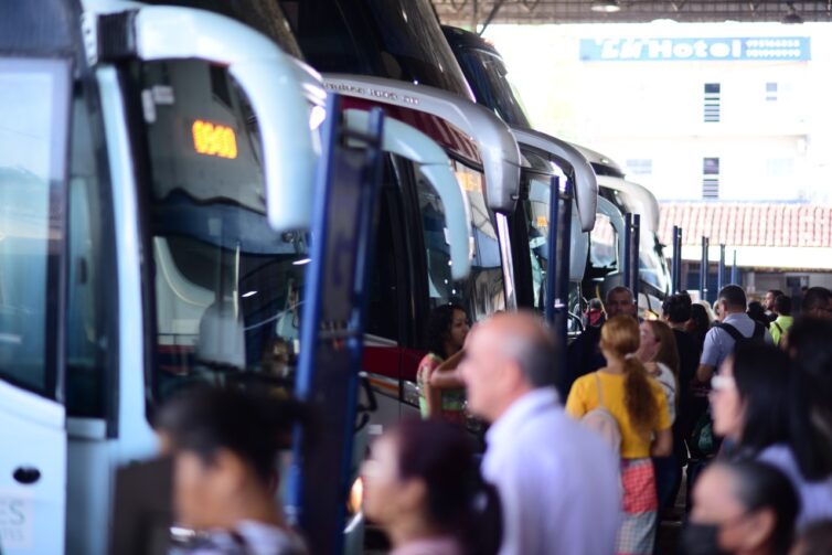 No Amazonas, mais de 63 mil pessoas utilizaram transporte rodoviário intermunicipal em outubro