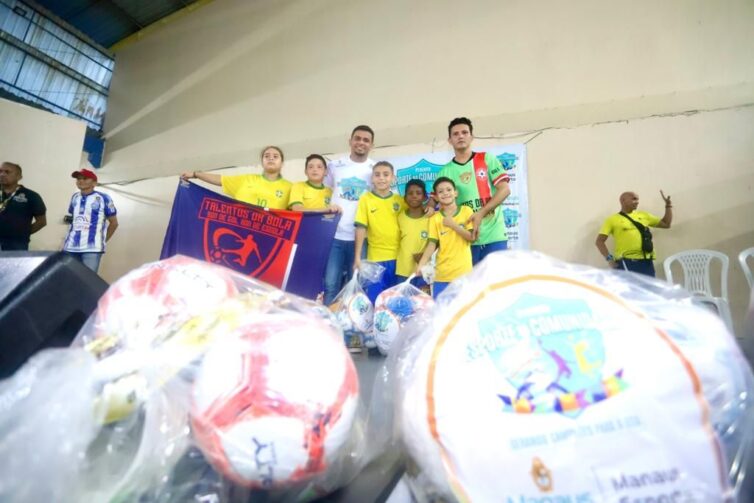Projeto Esporte na Comunidade entrega materiais a 9 projetos sociais das zonas Leste e Norte de Manaus