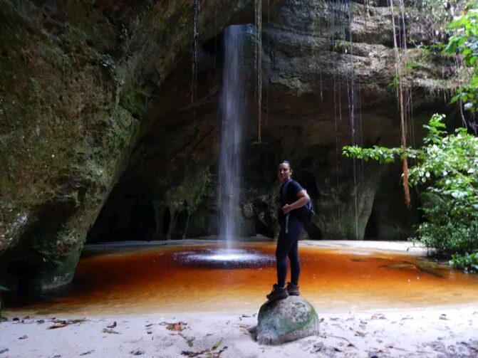 Há 17 anos, Juliane Tavares se dedica ao turismo em Presidente Figueiredo