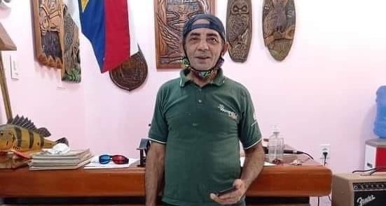 Conheça Hildebrando Lopes, o feirante poeta de Presidente Figueiredo