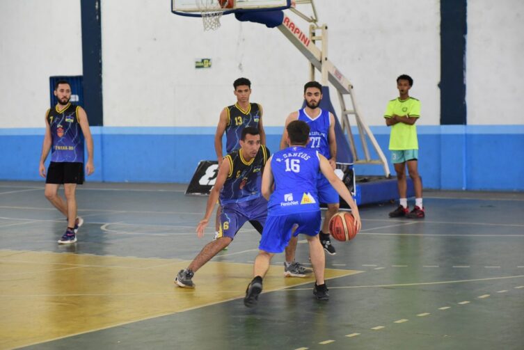 Ji-Paraná realiza etapa estadual do Basquete 3×3