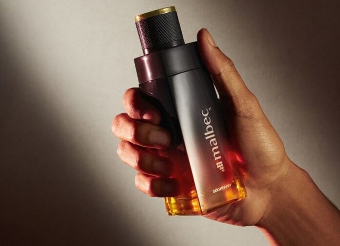 Marca relança perfume feito a partir da neurociência e capaz de aumentar o poder de atração