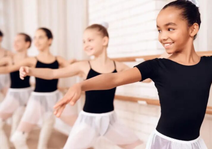 Fundação abre inscrições gratuitas para turma de ballet infantil em Ariquemes