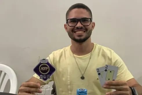 Jogador de poker de Ariquemes se destaca no Sunday Millions e é premiado com US$ 22 mil