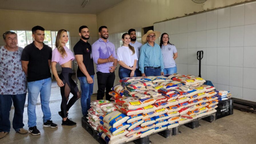 Alimentos arrecadados durante Copa de Fisiculturismo são doados para famílias em Ariquemes