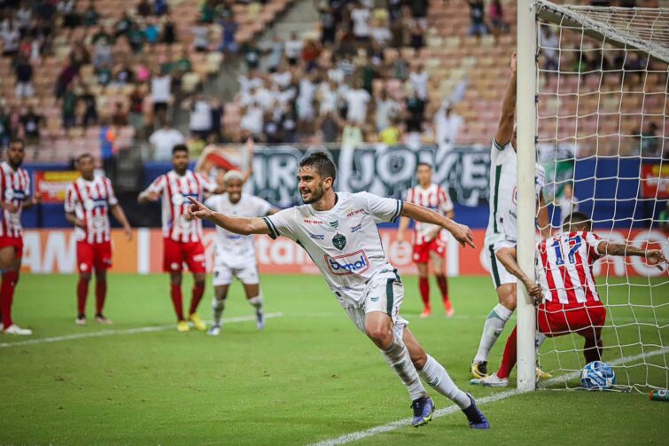 Manaus FC vence Náutico de virada na Arena da Amazônia