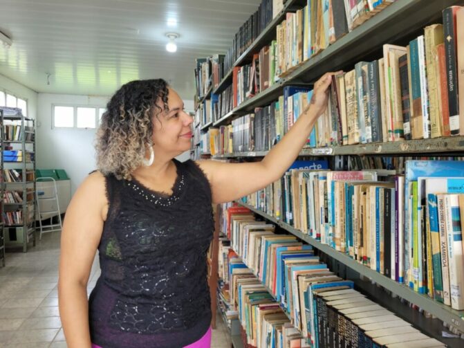 Bibliotecária de Ariquemes é destaque em concurso da Região Norte por boas práticas em bibliotecas