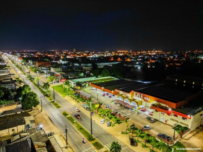 Mais de 70% dos bairros de Ji-Paraná já contam as novas luminárias de LED