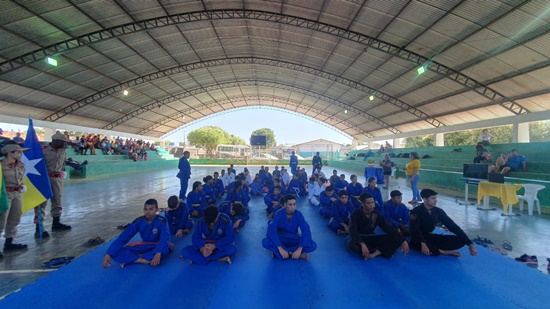 1º Campeonato Kids de Jiu-Jitsu em Ariquemes encanta público e promove inclusão social