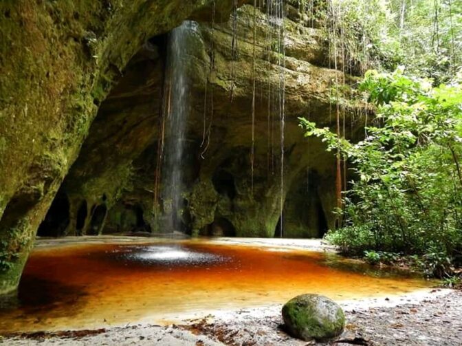 Caverna do Maroaga: um paraíso natural para o ecoturismo e a aventura em Presidente Figueiredo