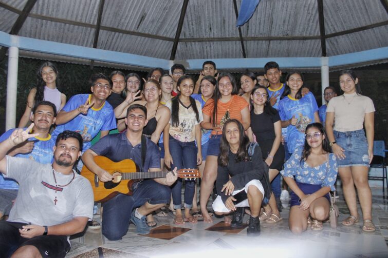 Paróquia de São Joaquim e Sant'Ana cria grupo de jovens em Autazes