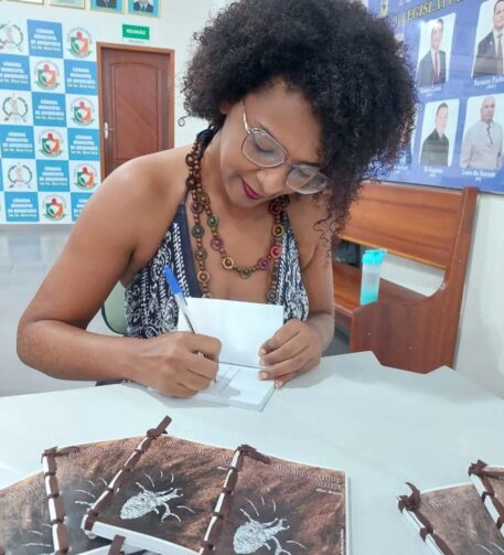 Negra Mari, artista ariquemense, se prepara para receber homenagem na 1ª Semana de Arte, Patrimônio e Cultura