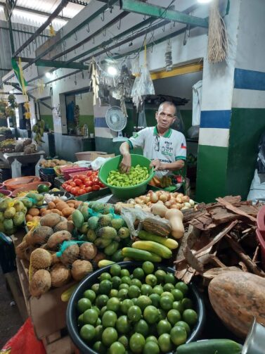 Conheça a trajetória de Alfredo Gomes: de trabalhador na roça à permissionário na Feira Cristo Rei em Manacapuru