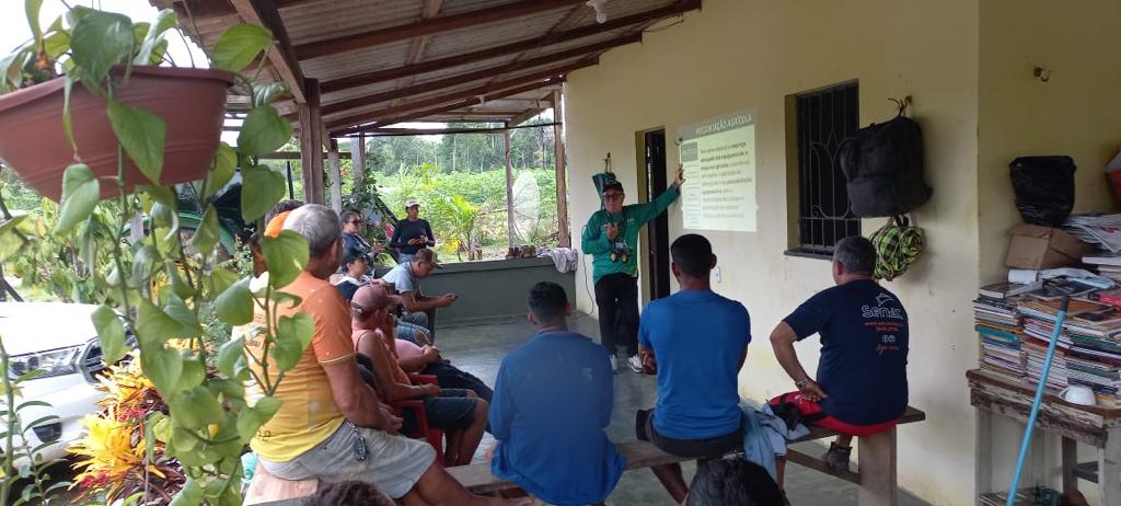 Produtores rurais de Itacoatiara recebem curso de mecanização agrícola