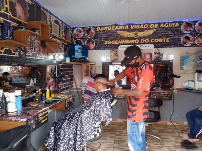 Barbearia Visão de Águia: onde o corte se torna arte e satisfação é prioridade