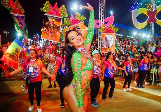 Bloco Chitara da Chapada celebra quatro décadas de tradição e alegria no Carnailha