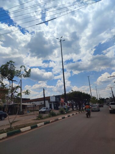 Conheça a Avenida Doutora Yandara, principal via de Rorainópolis 