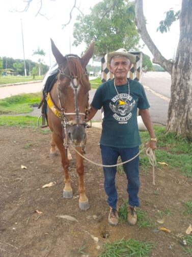 A história de amor pelos cavalos e transformação pela equoterapia em Presidente Figueiredo