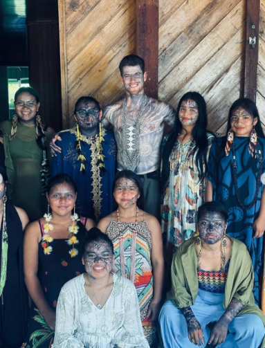 Protagonista de ‘Elite’, ator Miguel Bernardeau, visita Cruzeiro do Sul e Tarauacá, no Acre, e prestigia cultura local