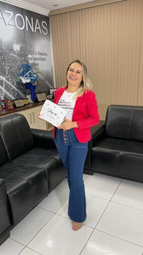 Beleza e Estilo: empreendedora brilha na moda feminina com determinação e qualidade em Autazes