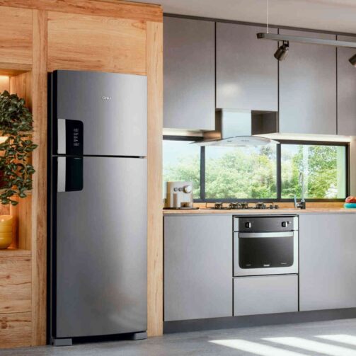 Com grande espaço para armazenamento; conheça as geladeiras projetadas para atender famílias numerosas  