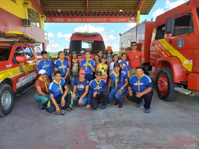 Desbravadores de Rio Preto da Eva aprendem Técnicas de Resgate e Primeiros Socorros em treinamento com Bombeiros