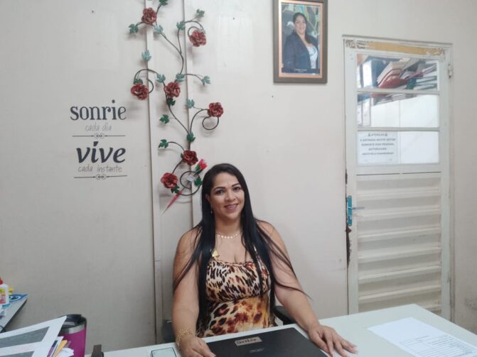 Doutora em Ciências da Educação, Cintiane Cristina Rodrigues é gestora de uma escola em Presidente Figueiredo