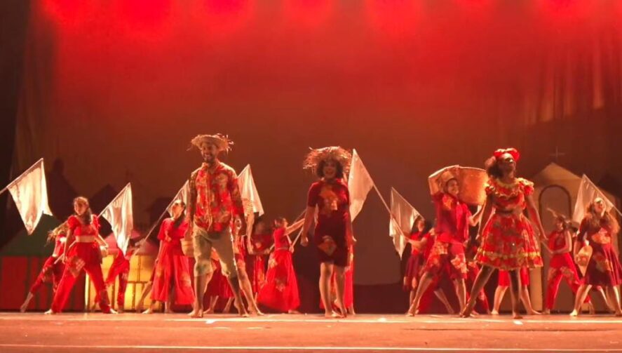 Gandhicats é a grande campeã do Festival de Dança de Joinville