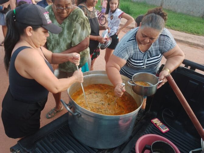 Conheça o 'Sopão Solidário', projeto que transforma vidas nas comunidades carentes do Careiro