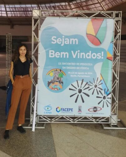 Acadêmica da Ufam-Coari apresenta trabalho em evento promovido pela Sociedade Brasileira de Física, em Recife