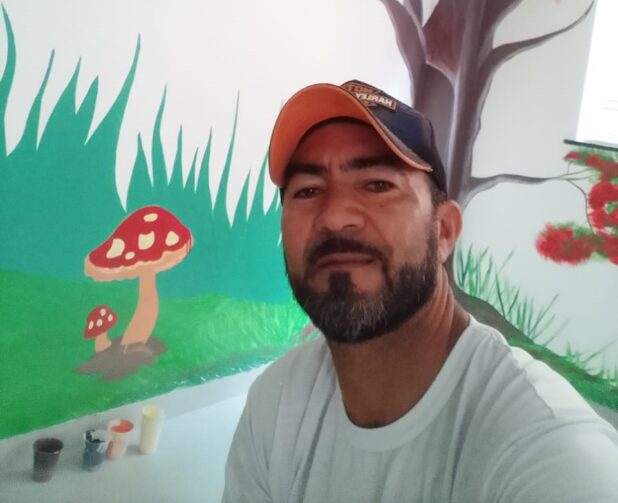 Conheça a jornada de Andrei Tavares, artista parintinense que tem se destacado com pintura residencial em Rorainópolis