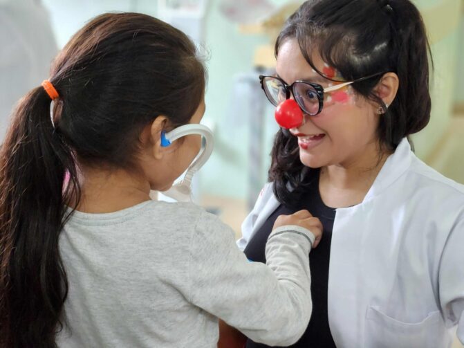 Projeto que leva sorridos para unidades hospitalares já visitou mais de 3,5 mil pacientes, em Itacoatiara