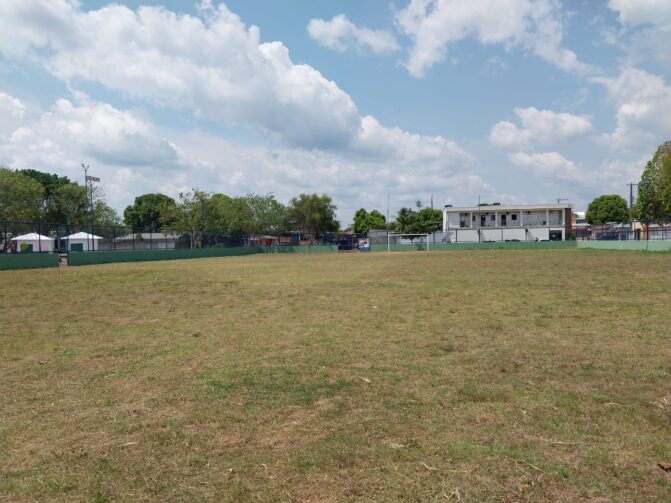 Campo do Operário: espaço de convivência e lazer no bairro Terra Preta, em Manacapuru