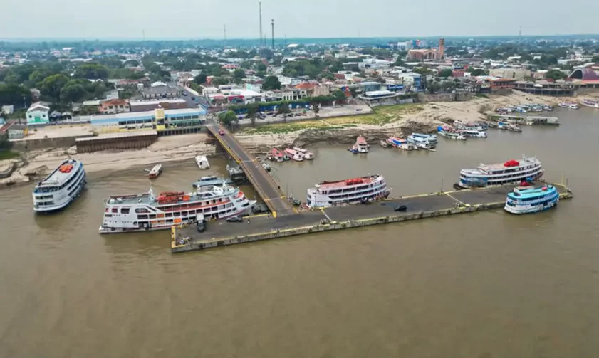 MP do Amazonas apura riscos de rachaduras no porto de Parintins