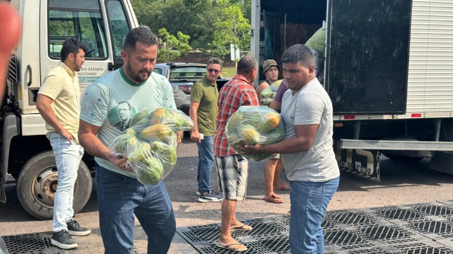 Instituições sociais são beneficiadas com alimentos de produtores rurais de Manaus, Iranduba e Itacoatiara