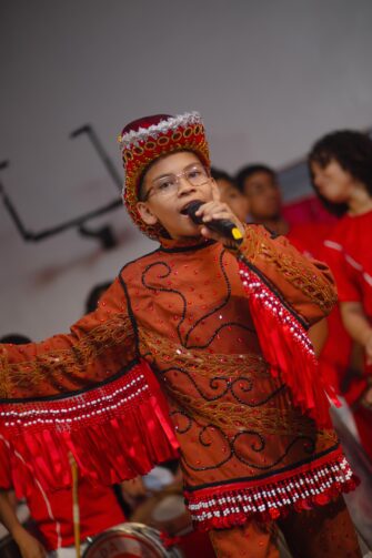 Boi Garantido encerra o ano na Universidade do Folclore Paulinho Faria