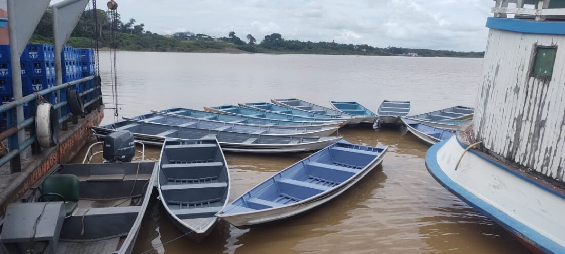 Pescadores de Coari recebem crédito rural em forma de equipamentos para custeio da atividade no município