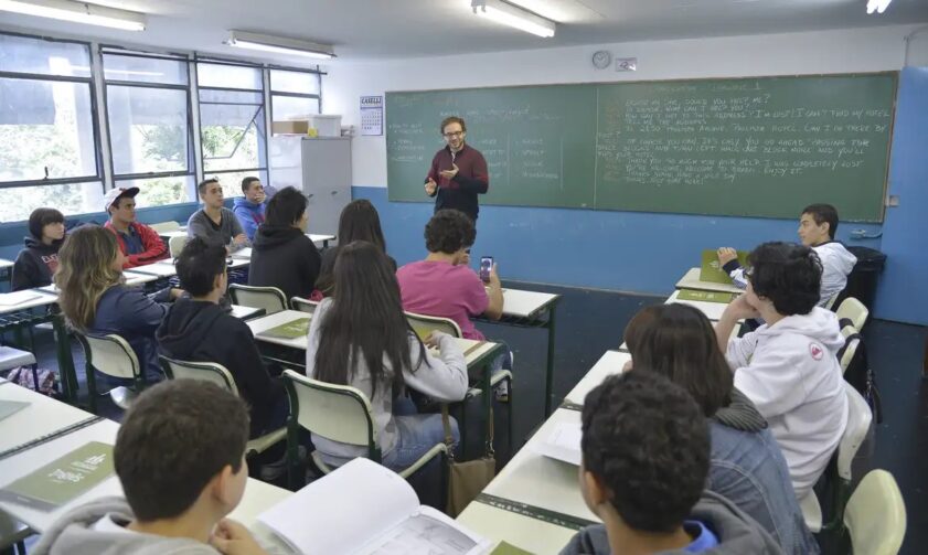 Rio Preto da Eva abre processo seletivo para 258 vagas na área da educação