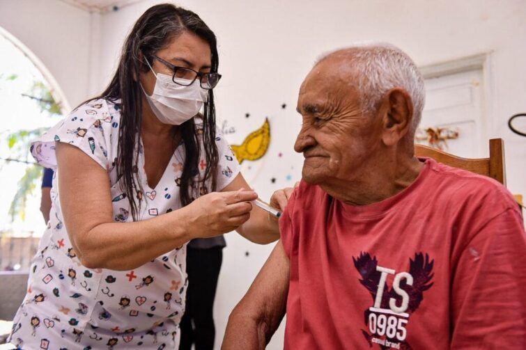 Campanha de vacinação contra gripe é prorrogada até julho no Acre