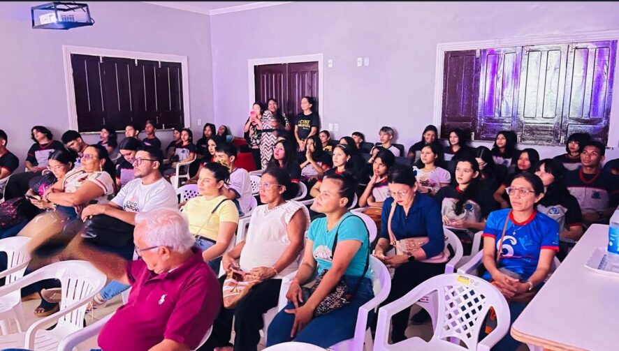 Conheça a Biblioteca Comunitária Maria Dolores, um espaço de conhecimento e acolhimento em Itacoatiara