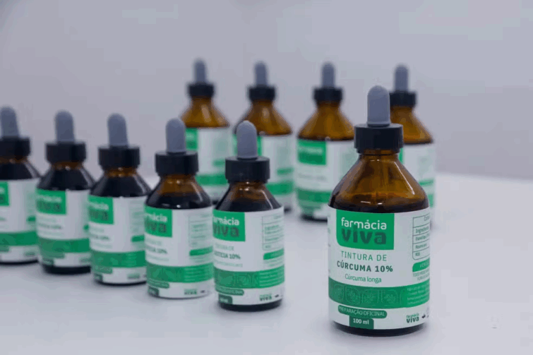 'Farmácia Viva' é inaugurada em Manaus com medicamentos naturais e fitoterápicos para pacientes do SUS