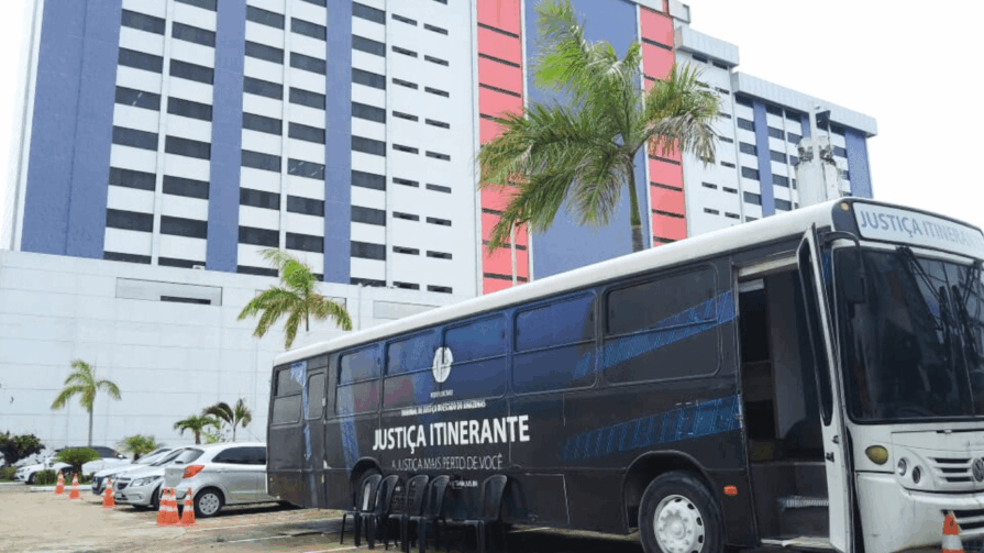 Núcleo de Justiça Itinerante realiza atendimentos gratuitos em diversos pontos de Manaus